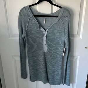 Free people size medium brand new sweater